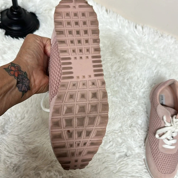 Steve Madden  Genesis Sneaker, Mauve Pink,   Women Size 10.0 - Picture 5 of 8